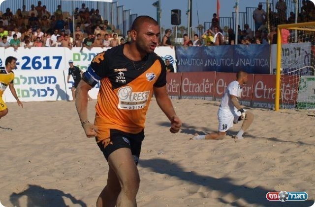 שלושער בשליש הראשון. ערן לוי השחקן הטוב בארץ.